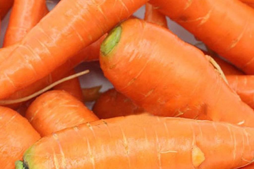 Is it Better to Eat Vitamin Organic Carrot Raw or Cooked?