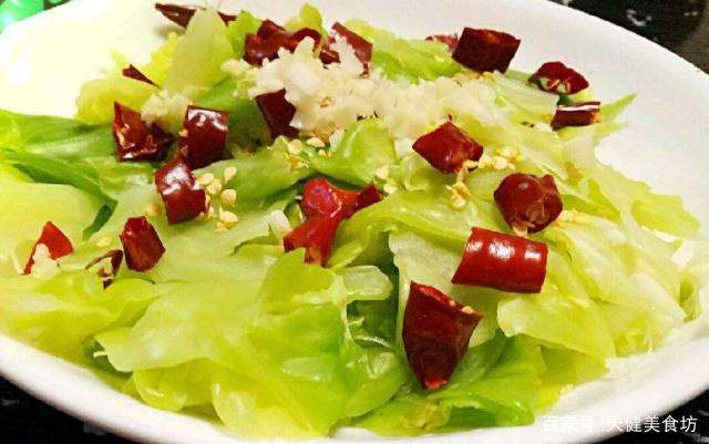 Teach you 3 delicious and simple recipes for cabbage. Let’s try it!